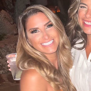 Meet your Posher, Christina